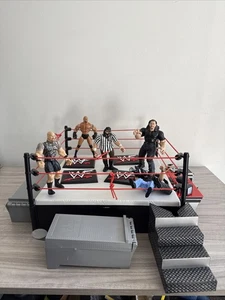 Vintage JAKKS Pacific 1998 14" WWE WWF Attitude Wrestling Ring mit Zubehör - Bild 1 von 9