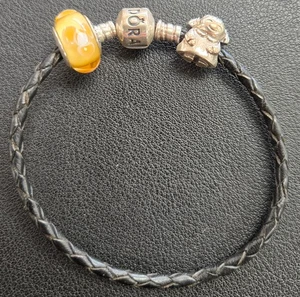 Pandora Geflochtenes Lederarmband mit gelber Glasblume & Charms für kleines Mädchen - Bild 1 von 4