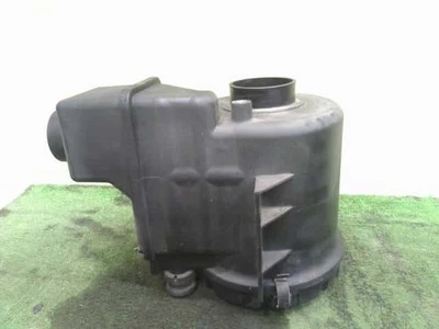 Mitsubishi Fuso Canter 2000 Air Cleaner Assembly ME400739 [Used] [PA110321640] - Image 1 of 4