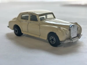 Matchbox Rolls‑Royce Silver Cloud 1985 –Series 44, Casting #44a – Cream, Macau - Picture 1 of 11