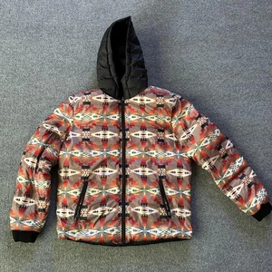 Pendleton Giacca Uomo Media Nera Reversibile Piumino con Cappuccio Stampa Azteca - Foto 1 di 15