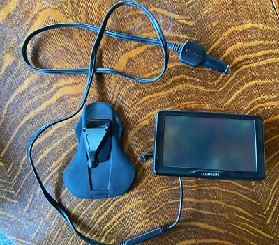 Garmin Nuvi 2797LM GPS Navigation System with Garmin Friction Mount base bundle - Image 1 of 4