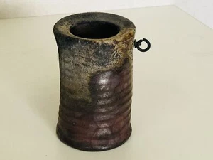 Y4075 FLOWER VASE Bizen-ware wall hanging signed Japan ikebana decor antique - Picture 1 of 12