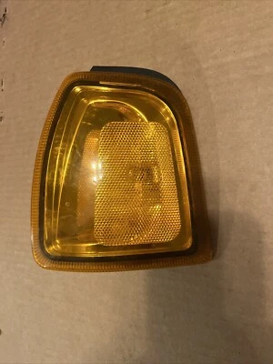 Ford Ranger LH 2006-2011 lámpara de señalización delantera del lado del conductor OEM 6L5Z-15A201-BA Foto 1 de 4