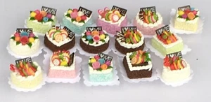 Dolls House Decorated Celebration Cake 1:12 Scale Shop Miniature ML tumdee - Imagen 1 de 16