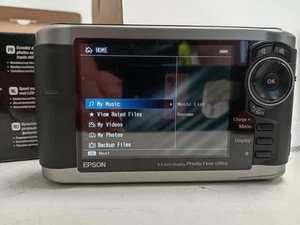 Epson P-3000 Multimedia Storage Viewer 40GB with 4.0in LCD Display - Picture 1 of 15