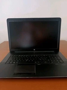 HP ZBook 17 Mobile Workstation + caricabatterie + custodia - Foto 1 di 9