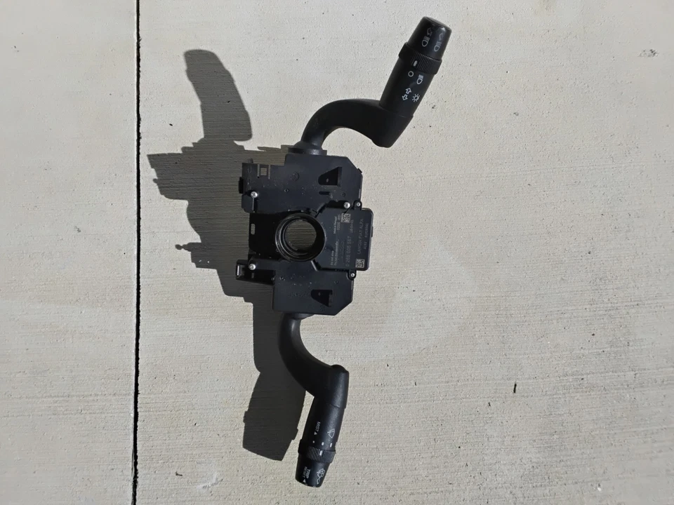 Módulo de control de dirección original Mopar 2014-21 Ram ProMaster 1500 3500 6TB15JXWAC Foto 1 de 1