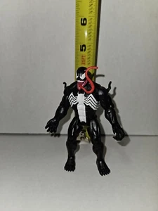 Hasbro Marvel Epic Heroes Venom 1/18 Figur LOOSE 2023 unvollständige schöne Figur - Bild 1 von 4