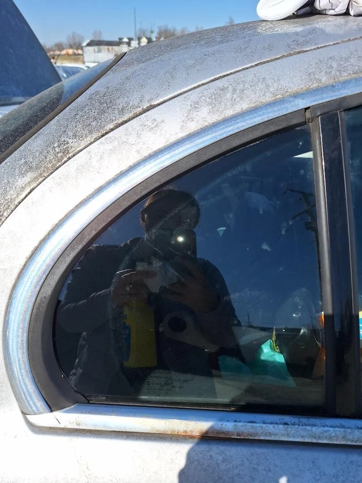 Jaguar S Type 2000 01 02 03 04 puerta trasera derecha cuarto ventana cristal Foto 1 de 1