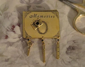 Scrapbooking Pin 24 Karat Gold Plate Paper Crafts Scrapbooks Keeper of Memories - Picture 1 of 4