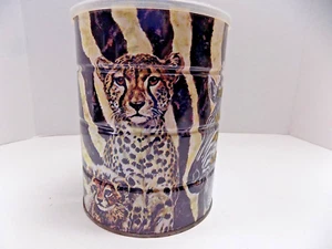 Vintage 1973 Dana Brown Kaffeedose Gepard Zebra Cape Buffalo StLouis Burridge Kunst - Bild 1 von 9