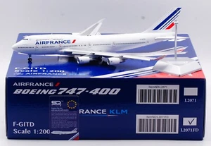 Modelo de avión fundido a presión SQ Wings 1:200 Air France Boeing 747-400 F-GITD con solapa - Imagen 1 de 16