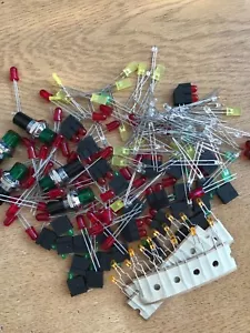 Confezione Mista Led Diverse Misure E Colori + Portalampada Buona Qualità H1123 - Foto 1 di 1