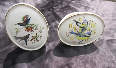 Vintage Pair Of Small Oval Posy Vases By Szeiler Studio England birds - Image 1 of 4
