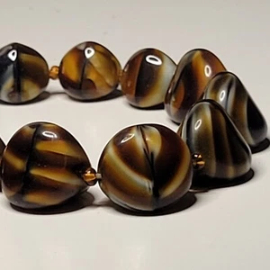 Vintage Tschechische Glas Halskette Farbverlauf Spaten braun weiß poliert gebändert 50er-60er - Bild 1 von 23