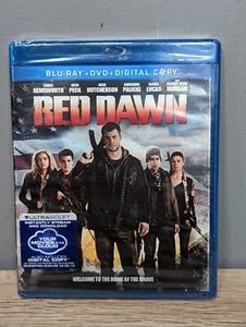 Red Dawn (Blu-ray + DVD + Digitalkopie) BRANDNEU fabrikversiegelt Chris Hemsworth - Bild 1 von 2
