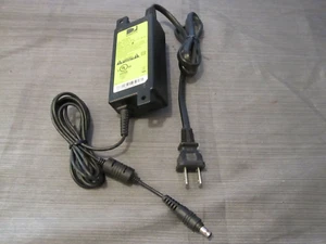 DirectTV EPS10R1-16 Adattatore/Alimentatore AC 12V 1.5A 18W #2 Retro Verde - Foto 1 di 3