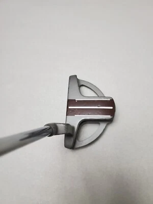 MAXFLI REVOLUTION RH GOLF PUTTER 33" MAXFLI GRIP STEEL SHAFT VERY GOOD COND. - Image 1 of 4