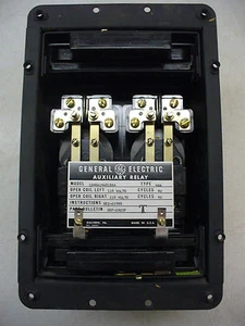 General Electric Zusatzrelais 12HGA14AB156A - Bild 1 von 3