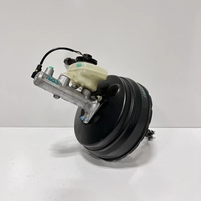 1990 - 92 Lexus LS400 ABS Brake Booster w/ Master Cylinder & Reservoir Assy. OEM - Image 1 of 4