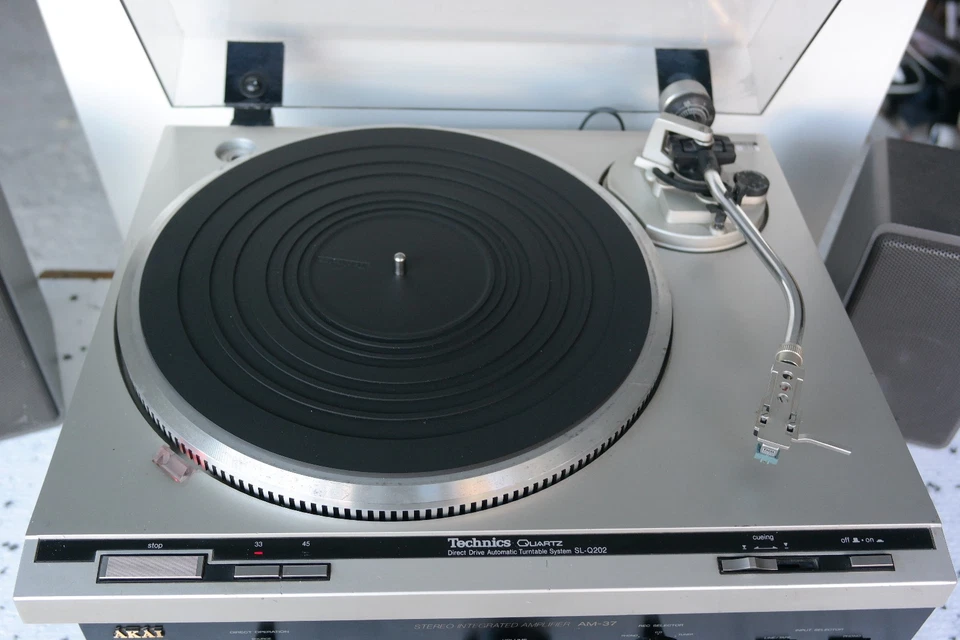 Technics SL-Q 202 Giradischi - Immagine 1 di 4
