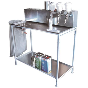 Lackiertisch mit Dunstabzug - Bild 1 von 3