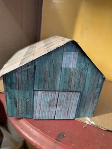 #515 HO SCALE BARN - Picture 1 of 9