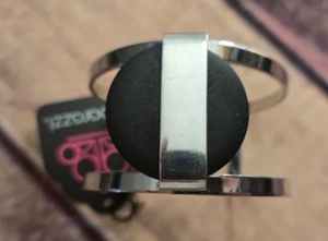 NWT - Paparazzi - Black / Silver - Cuff Bracelet - Large - Picture 1 of 3