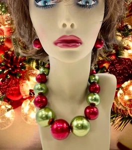 Audaz Verde Rojo Bola de Navidad Imitación Perla Collar y Pendiente Conjunto de Joyería de Moda - Imagen 1 de 7
