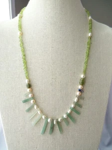 Vintage Handmade Peridot Aventurine & Freshwater Pearl Bib Necklace - Picture 1 of 8