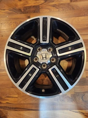2009-2014 Honda Ridgeline 18" 18x7.5" Black and Machined Alloy Wheel USED OEM - Image 1 of 4