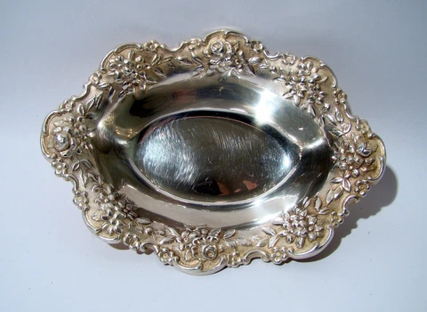 Sterling Silver Repousse Pattern #142 S. Kirk & Son Nut Dish / Bowl Cover