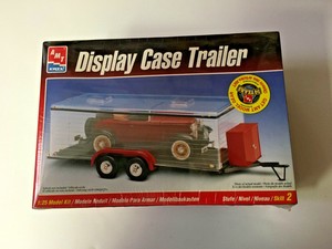 AMT Display Case Trailer