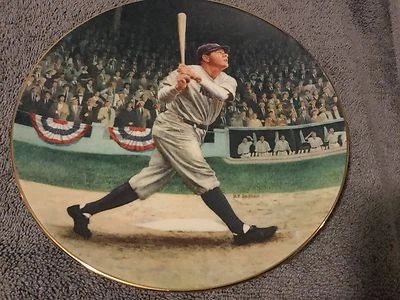 Babe Ruth 22kt gold trimmed plate from the Bradford Exchange w/COA - Image 1 of 4