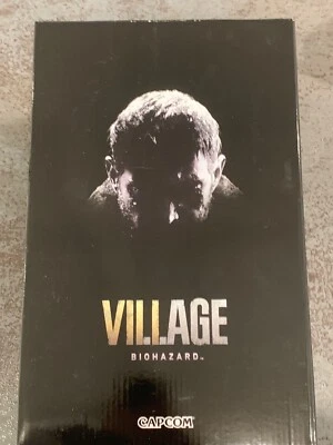 Resident Evil Village Chris Redfield 28 cm Figure - Immagine 1 di 4