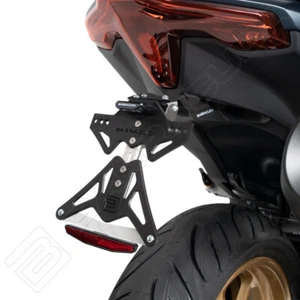 BARRACUDA PORTATARGA ALLUMINIO REGOLABILE YAMAHA T-MAX TMAX 560 2022-2024 - Imagen 1 de 1