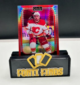 2021-22 O-Pee-Chee Platinum Red Prism Andrew Mangiapane /199 Flames - Picture 1 of 3