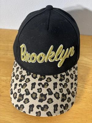 Sombrero deportivo Bebe estampado de leopardo Brooklyn talla única para la mayoría Foto 1 de 3