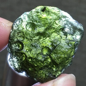 MOLDAVITE 24.7CT HEDGE HOG Ježkovna BESEDNICE CZECH REPUBLIC - Picture 1 of 8