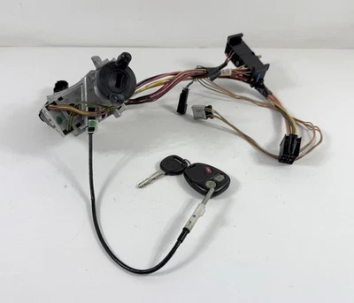 Interruptor de cilindro de encendido Tahoe Suburban GMC Yukon 2000-2002 con llave y arnés Foto 1 de 4