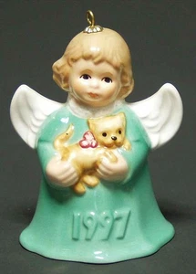 Goebel Angel Bell Ornament Angel With Kitten-Green - Boxed 3963678 - Picture 1 of 1