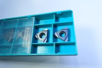 NEW BOX ( 5 PCS )  INGERSOLL 16EL24UN TT9030 LAYDOWN THREADING CARBIDE INSERTS - Image 1 of 4