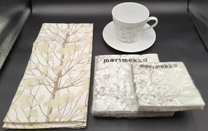2004 Erja Hirvi Marimekko Lumimarja Snowberry Cup & Saucer, Paper Napkins, Linen - Picture 1 of 10