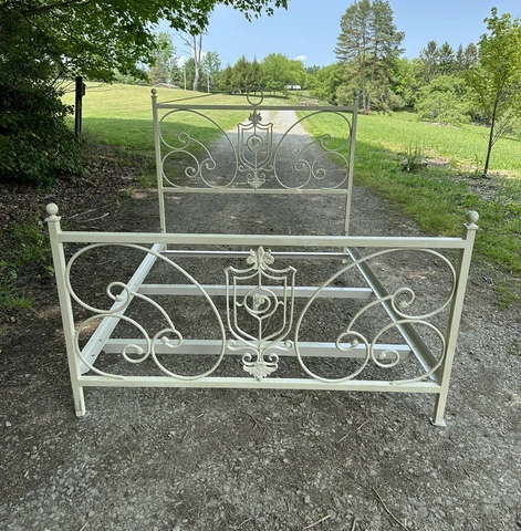 Ethan Allen Country French Wrought Iron Full Bed *RARE* Cover