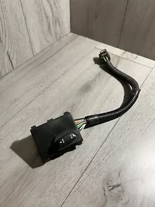 2005-2007 Saturn Relay Electric Right Side Power Seat Control Switch - Picture 1 of 7