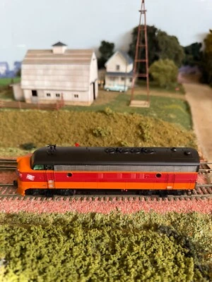 HO InterMountain FP7A Milwaukee Road # 90-A. DC/DCC Ready # 49950-05*. IOB - Image 1 of 4