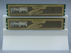 2x 2GB OCZ Gold Serie OCZ3G1333LV4GK 4GB DDR3 1333MHz PC3-10666U PC RAM Kit - Bild 1 von 2