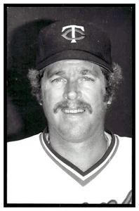Steve Hargan Minnesota Twins Vintage Baseball Postcard Rd9 - Picture 1 of 2