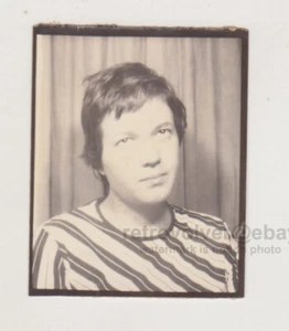 Bonita Linda Mujer Joven Niña Encantadora Mujer Inusual Antigua Foto Cabina - Imagen 1 de 7